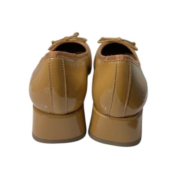 BiBi Lou Suzy Heeled Ballet Pump Women's 39/9 Bow Camel Tan Patent Leather NEW - Picture 4 of 7